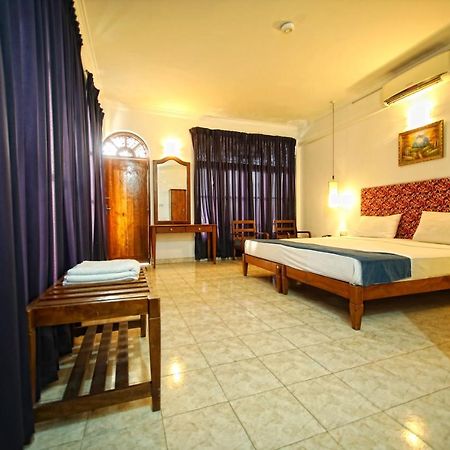 Zand Negombo Ettukala Luaran gambar