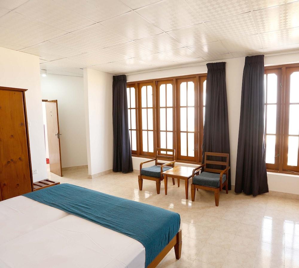 Zand Negombo Ettukala Luaran gambar