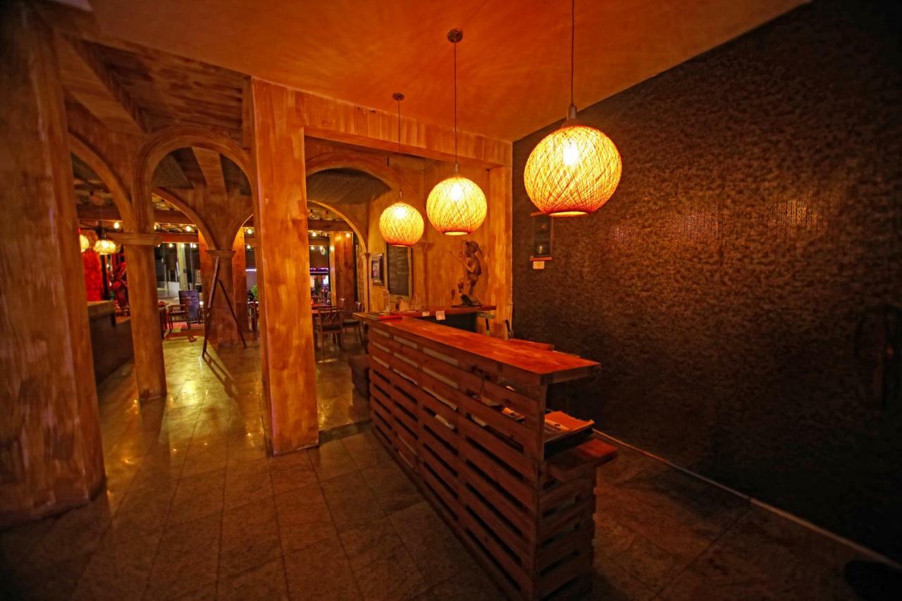 Zand Negombo Ettukala Luaran gambar