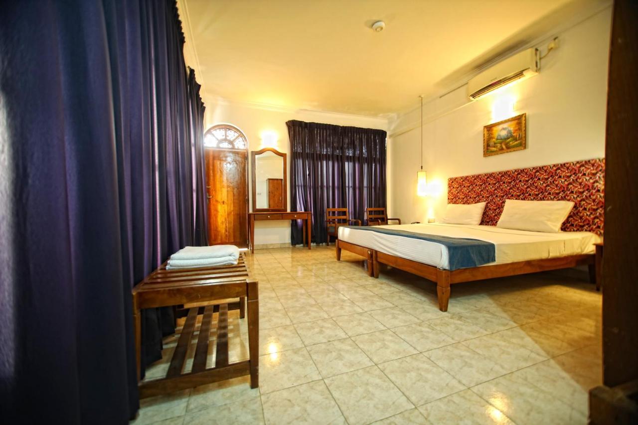 Zand Negombo Ettukala Luaran gambar